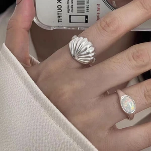 Vintage Zinklegierung Muschel Ring Für Damen Meerjungfrau Stil Opal Inlay Offen Verstellbar Ozean Fingerring Mode Täglicher Schmuck