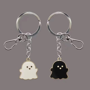 Halloween Ghost Butterfly Zinc Alloy Keychain Cartoon Cute Enamel Bag Charm Couple Key Ring Hanging Ornament Decoration
