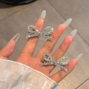 Luccicanti Fermagli per Capelli a Fiocco in Strass Argento Lega di Zinco Clip Laterale Elegante Donna Moda Accessori per Capelli
