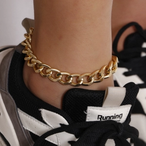 Tobillera de cadena cubana dorada estilo punk para mujer con diseño minimalista