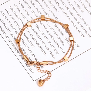 Minimalistisches, roségoldenes zweilagiges Schlangenkettenarmband mit Quadratperlen