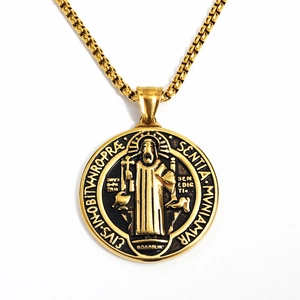 Colgante medalla de San Benito vintage en oro con cadena de caja de acero inoxidable