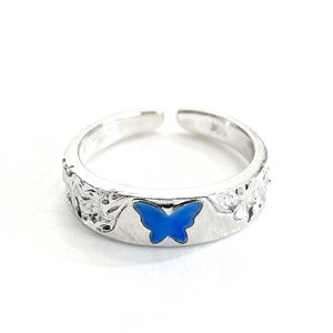 Adjustable S925 sterling silver butterfly ring with blue gradient and hammered metal texture