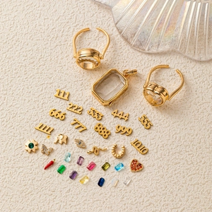 Set de colgante relicario DIY chapado en oro 18k con gemas de colores y dijes de números