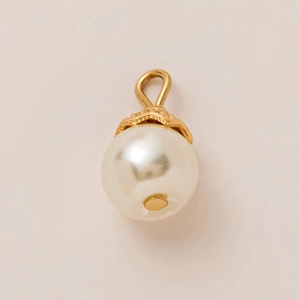 Gepolijste 18K vergulde witte parelhanger met getextureerd oogje voor het maken van sieraden