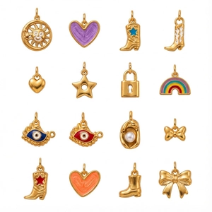 Assortiment van 18K vergulde roestvrijstalen hangers met harten en laarzen in vintage stijl