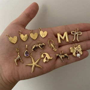 Collectie 18K vergulde hart- en vlinderhangers van roestvrij staal voor DIY kettingen
