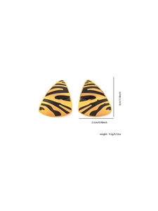 Detailed view of gold triangle earrings with tiger pattern and dimension labels