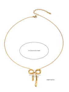 Detaillierte Ansicht der goldenen Schleifenhalskette mit Perle und verstellbarer 41cm Kette
