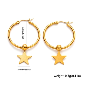 Detailed size view of gold star hoop earrings with dimensions 2.8cm diameter and 0.3g weight