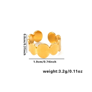 Detailed size view of golden stainless steel ring with 0.8cm width and 1.9cm diameter