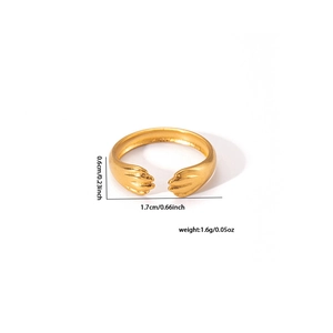 Dettagli tecnici con misure e peso dell'anello regolabile con mani in finitura dorata