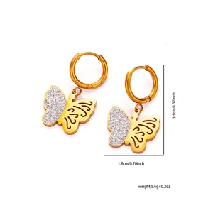 Detail view of gold butterfly earrings with size dimensions 3.5cm and weight 5.6g
