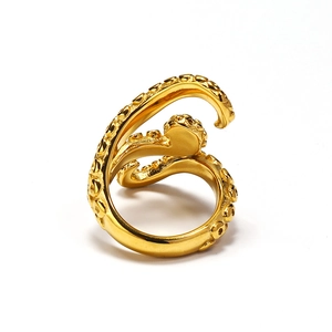 Vintage octopus tentakel ring van goud roestvrij staal met gedetailleerde zuignappen