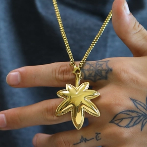 Polished gold maple leaf pendant on stainless steel chain necklace for men