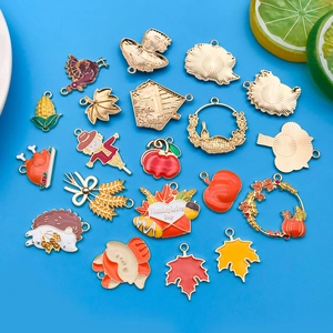 Set de dijes esmaltados de Acción de Gracias con calabaza y pavo para joyería DIY