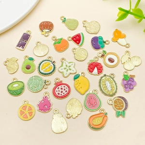 Assortiment de mini pendentifs fruits en alliage pour création de bijoux DIY et loisirs
