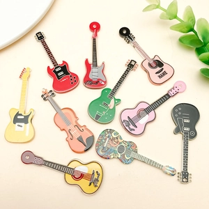 Set aus 11 Vintage-Acryl-Gitarren und Violinen-Anhängern für DIY-Schmuck und Keychains