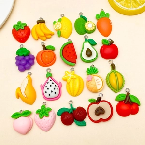 Simpatici Ciondoli a Forma di Frutta in Resina per Creazione Gioielli Fai-da-te Accessori Portachiavi Ciondoli Cibo Simulato per Decorazione