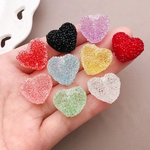 Perline acriliche colorate a forma di cuore per gioielli fatti a mano e collane fai-da-te