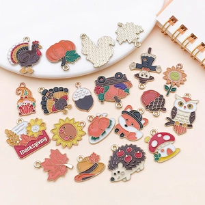 Set de breloques d'automne Action de grâce avec écureuil et citrouille pour bijoux DIY