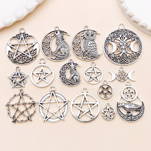 Antique Silver Lega Pentagramma Luna Lupo Gufo Ciondoli Vintage Gotico Wicca Charms per Fai da Te Gioielli Accessori