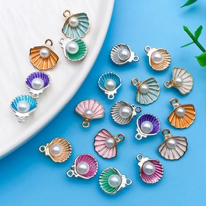 Pendentifs coquillages colorés avec perles pour bijoux DIY en diverses couleurs vives