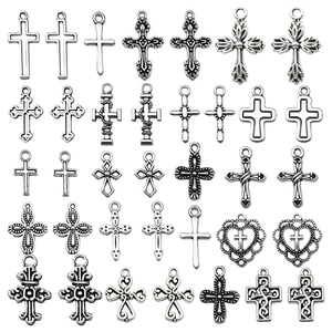 Pendentifs Croix de Cœur Creux en Alliage de Zinc Argent Antique Vintage pour Collier Bracelet Porte-Clés Bijouterie DIY
