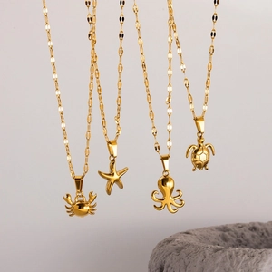 Stainless Steel Ocean Series Pendant Necklace For Women Minimalist Summer Vacation Beach Crab Dolphin Seahorse Fashion Jewelry