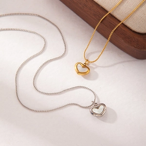 Franse stijl hartvormige hangers in goud en zilver met wit parelmoer voor dames