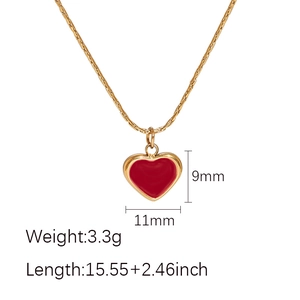Gouden roestvrijstalen ketting met een rode hart hanger van 9mm en verstelbare schakelketting