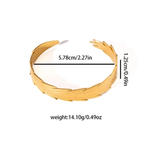 Detail view of 18K gold plated stainless steel ginkgo cuff with size measurements