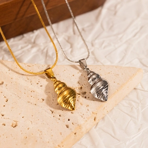 304 stainless steel conch shell pendant necklaces in gold and silver on snake chains