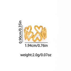 Verstellbarer goldener Ring aus Edelstahl mit hohlem Herzmuster für einen minimalistischen Look