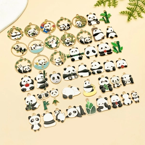 Collection de breloques panda en émail pour la création de colliers et bijoux DIY