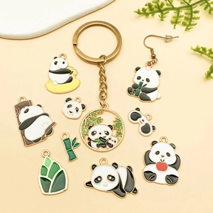 Ensemble de pendentifs panda de dessin animé avec breloques en émail pour bijoux