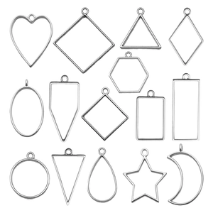 Set de 14 marcos geométricos plateados con corazones y estrellas para joyería DIY resina