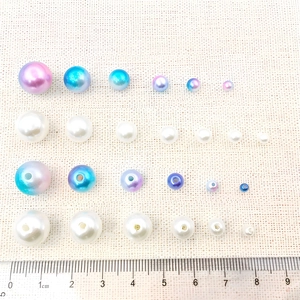 Various sizes of ABS gradient and white faux pearls for DIY necklace making