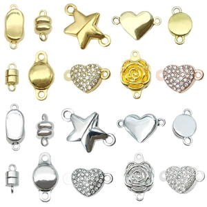 Set mit 20 Magnetverschlüssen für Schmuck in Herz-, Stern- und Rosenform Design