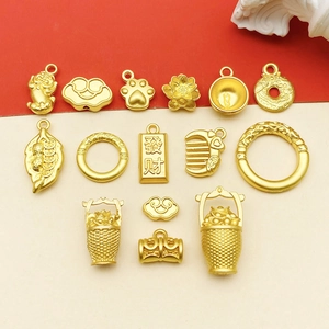 Pendentifs en Alliage de Zinc Or Mat Vintage Symboles de Chance Chinois Traditionnels Accessoires Bijoux DIY Lotus Pixiu Chat de Chance Pendentif Uniquement (Sans Chaîne)