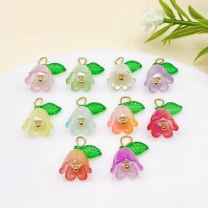 Acryl Lelietje Van Dalen Bloem Hanger Met Nep Kunstparel Groen Blad Voor DIY Halsketting Oorbel Sieraden Maken Accessoire