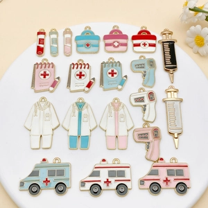 Cartoon Medische Emaille Legering Bedels Ambulance Spuit Etui Voor Sieraden Maken Armband Sleutelhanger Accessoires DIY