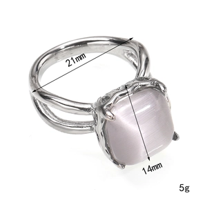Elegante anillo de acero de titanio plateado con doble banda y piedra cuadrada de ojo de gato
