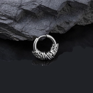 Ethnischer Retro Silber Ohrring für Herren mit geometrischem Drachenmuster im Punk-Stil