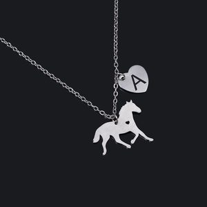 Collana con Pendente a Forma di Sagoma di Cavallo e Cuore con Iniziale in Acciaio Inossidabile Argento Personalizzato
