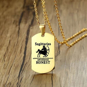 Sagittarius Tierkreiszeichen-Halskette aus vergoldetem Edelstahl mit Gravur der Charaktere