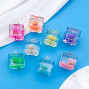 Set of 8 colorful resin cube pendants with real dried flowers and gold loops for DIY jewelry