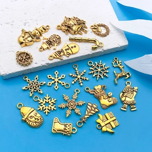 Weihnachtsanhänger Set mit Schneeflocken und Elchen für DIY Schmuck aus goldener Legierung