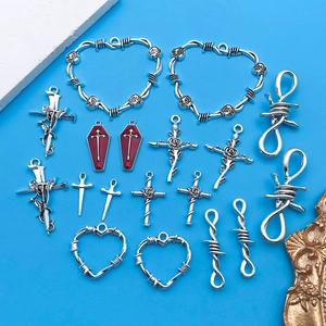 Pendentifs gothiques rose croix coeur argent antique pour bijoux DIY
