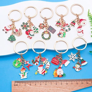Porte-clés de Noël en Alliage de Zinc Émail à la Goutte Père Noël Renne Bonhomme de Neige Pendentif Festif Strass Porte-clés